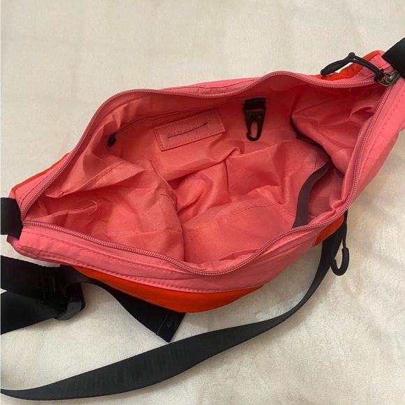 New! FP Movement by Free People Pink Nothin But Net Sling Belt Bag - Picture 6 of 8